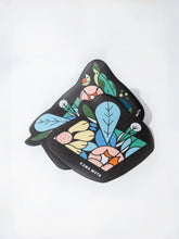 kamamuta-human-pet-dream-garden-placemats-one-set-displayed-together